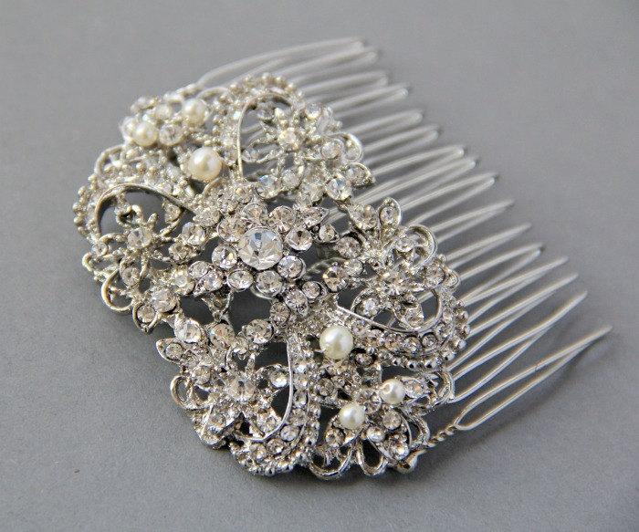 Mariage - Vintage style bridal hair comb crystals and pearls  bridal hair accessory rhinestone bridal comb bridal headpiece wedding hairpiece 