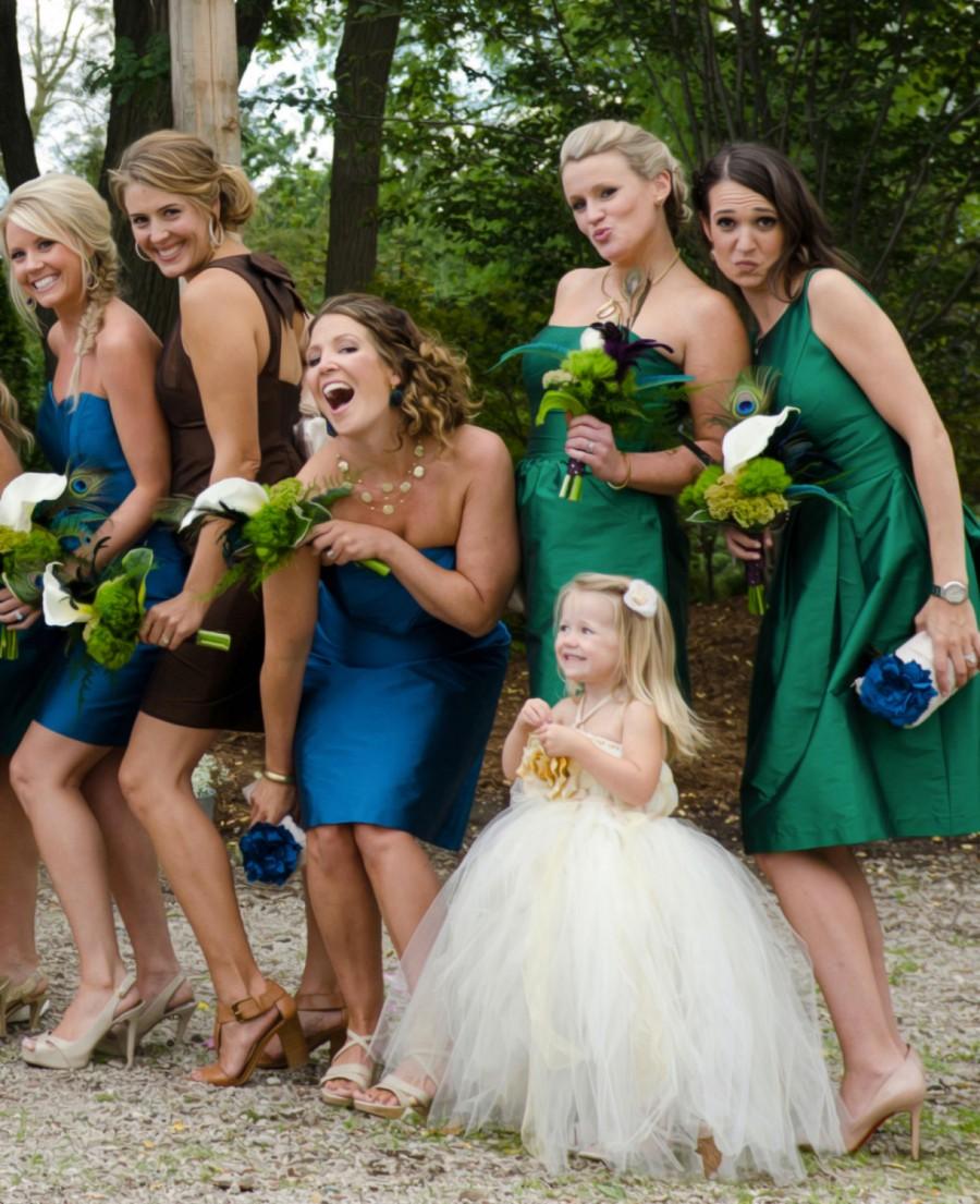 Hochzeit - Peacock Wedding, personalized bridesmaids gifts, white wedding purse