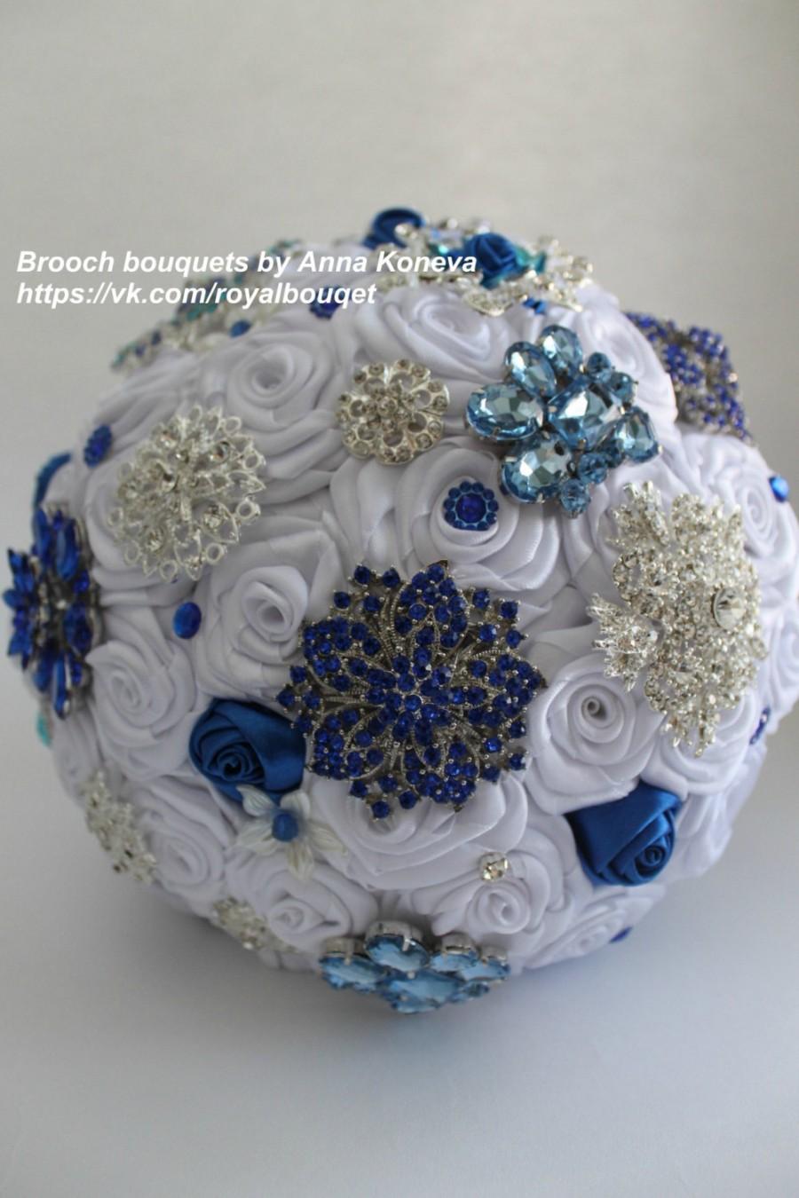 Wedding - Blue Wedding Brooch bouquet Crystal Heirloom Bridal Broach Bouquet Beach Wedding Vintage Wedding Bouquet Bridal Bouquet Blue and white