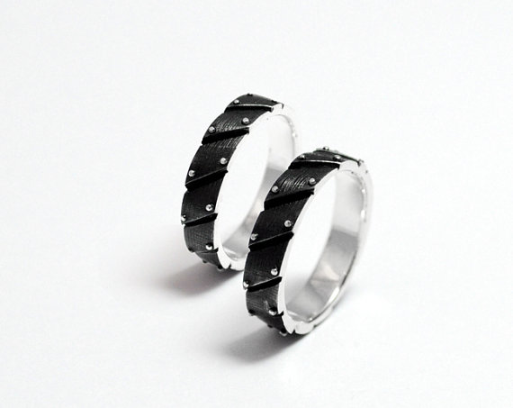 Hochzeit - Sterling Silver Wedding Industrial Rings "Ligarendum"