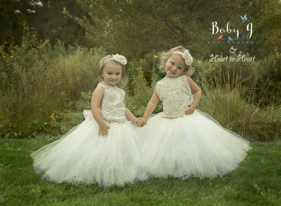 Hochzeit - Beautiful elegant cream floral flower girl 2 piece lace vintage dresses