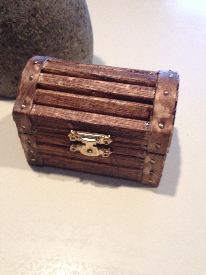 Hochzeit - Treasure Chest Ring Box