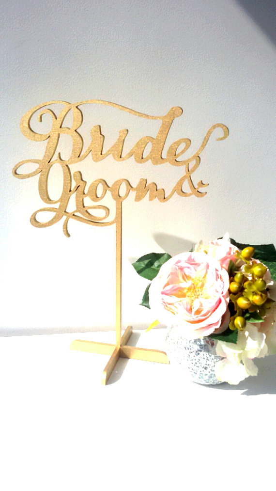 Hochzeit - Bride and Groom freestanding sign. Table Sign for Weddings, Sign for Bridal Shower.