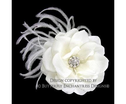 Свадьба - Feather Hair Flower, Wedding Fascinator, Bridal Hair Accessory - Ivory Natalia Rose Flower Feather Hair Clip