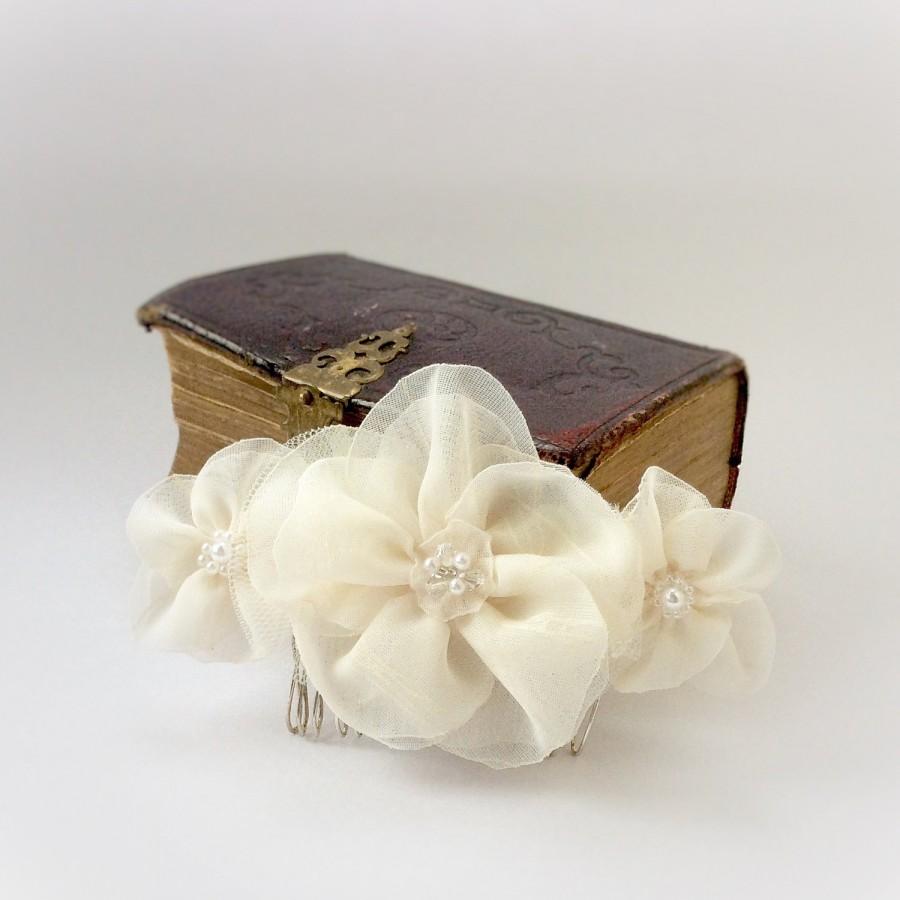 زفاف - Flower hair comb for wedding, beautiful ivory bridal haircomb, also for bridesmaids (Florence) by Blue Lily Magnolia