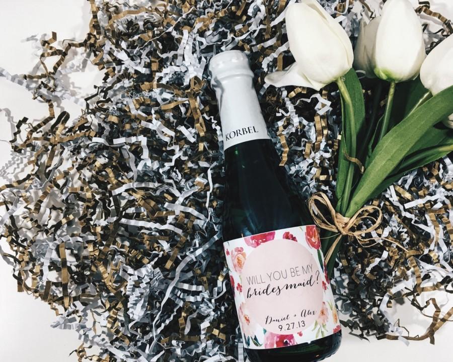 Свадьба - Will you be my bridesmaid mini champagne bottle label