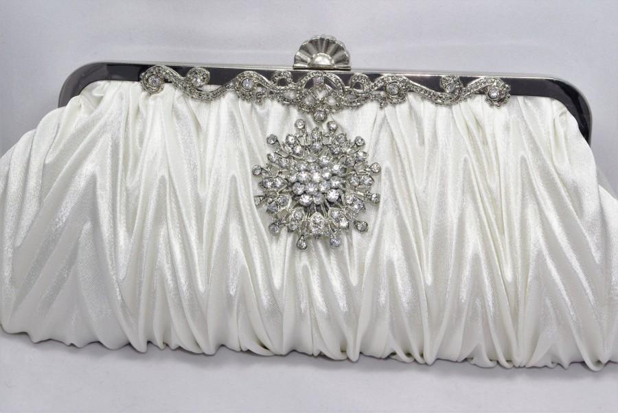 زفاف - Bridal Handbag, White Bridal Clutch, Crystal Wedding Clutch, White Bridal Satin Clutch, White Wedding Handbag, Vintage Inspired Satin Clutch