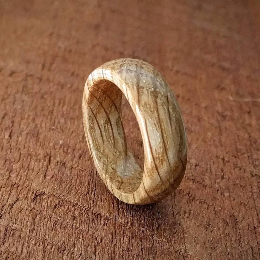 Hochzeit - Whiskey Barrel Ring - Reclaimed Wood - Wooden Ring -  Wood Anniversary - Gift - Men's ring - Woman's ring