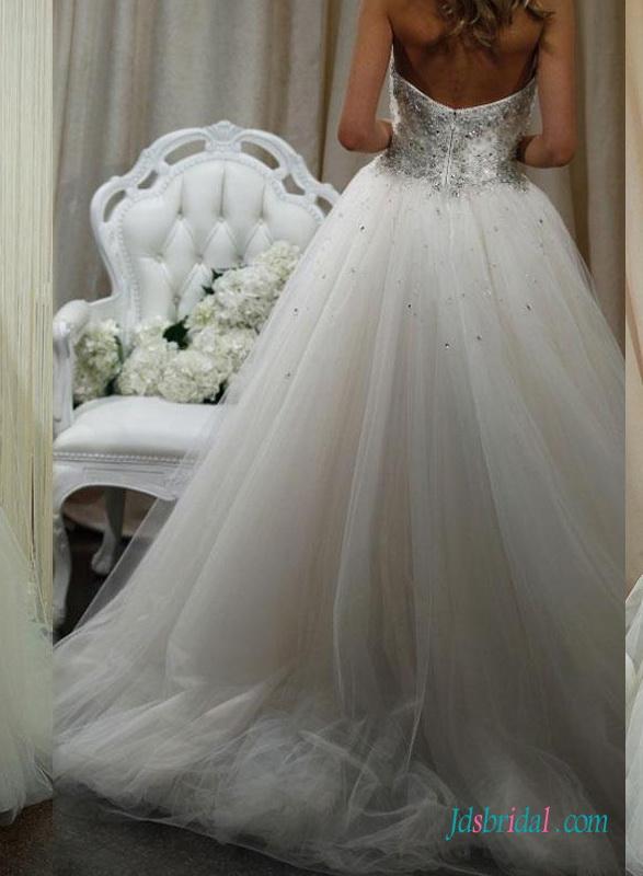 Hochzeit - Sparkly beaded lace bodice princess ball gown wedding dress