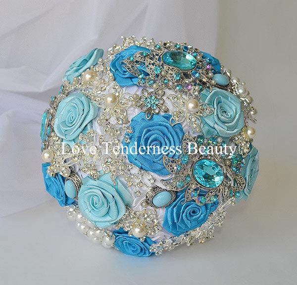 Hochzeit - Crystal Pearl White and Blue Wedding Brooch Bouquet, Silver Wedding Bouquet,Bridal Bouquet,Broach Bouquet,Jewelry Bouquet,Rhinestone Bouquet