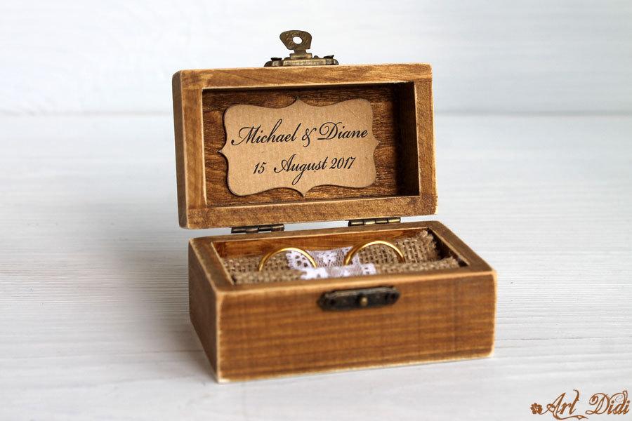 Свадьба - Ring Bearer Box Wedding Ring Box Personalized Ring Box Rustic Vintage Wedding Ring Holder Pillow Bearer Box Wood Box