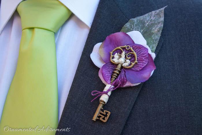 زفاف - Purple Key Themed Boutonniere - Metal, Victorian Inspired, Wedding, Groom, Groomsmen, Prom, Corsage