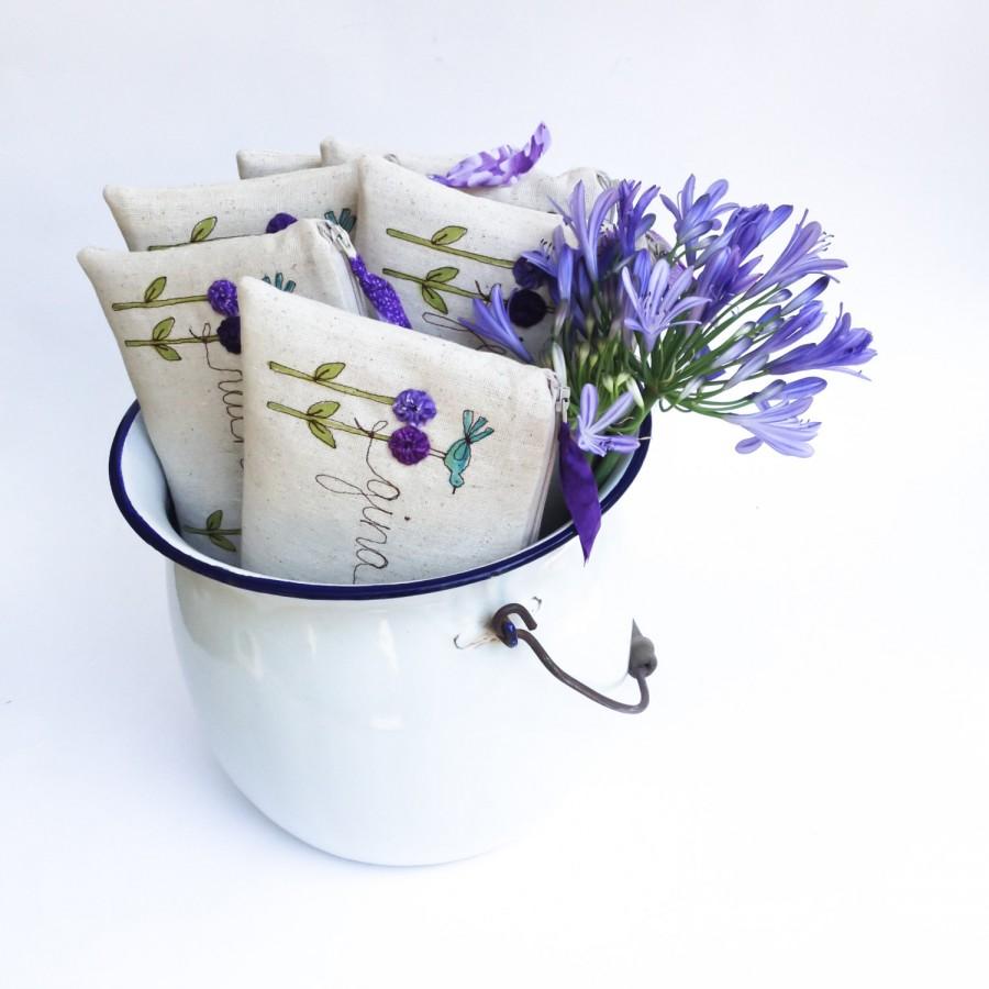 زفاف - Lavender Wedding Clutches, Lavender Bridesmaid Clutch Set of 6, Purple Personalized Bridesmaid Gifts with Embroidered Name, MADE to ORDER