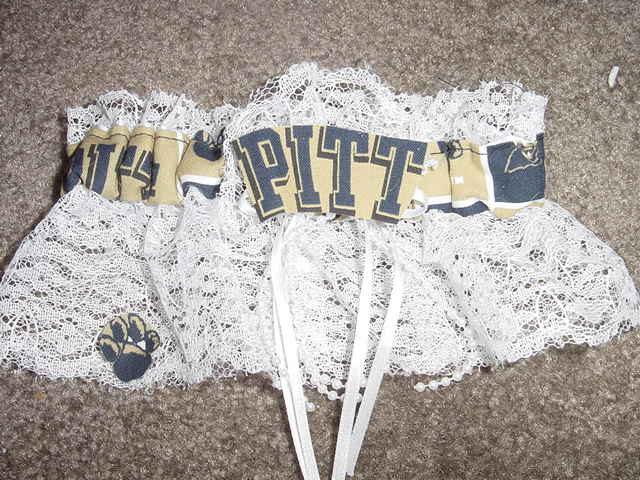 Hochzeit - Pitt Panthers College Football Bridal Wedding Keepsake Prom Garter Lace trim