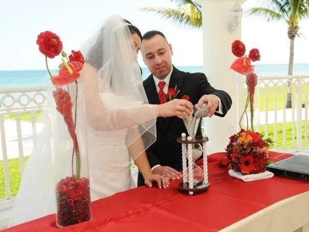Свадьба - The Valentine Wedding Hourglass