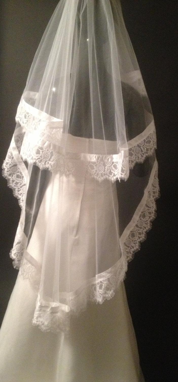 Свадьба - Wedding lace veil, lace veil with a type, ivory veil. White veil