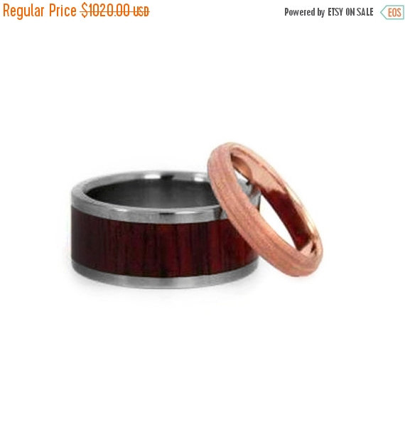 Свадьба - ON SALE Wedding Ring Set - Rose Gold Ring & Bloodwood Wooden  Ring, Ring Armor Included