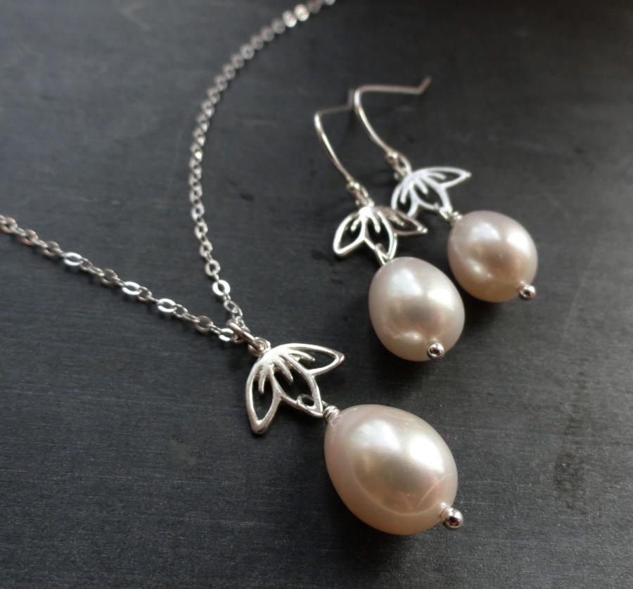 زفاف - Pearl Bridal necklace and earrings SET, Freshwater pearl drop necklace with matching earrings, bridal jewelry, sterling silver