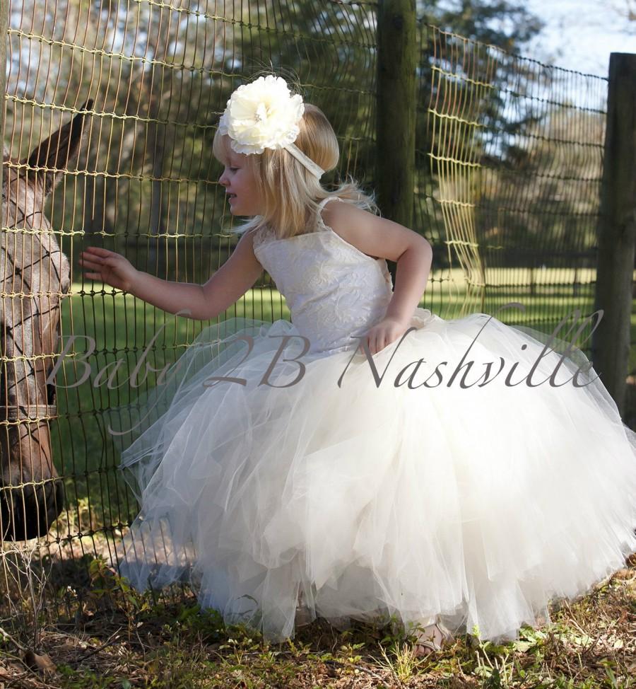 Hochzeit - Ivory Lace Flower Girl Dress Tulle Flower Girl  Dress   All Sizes Girls