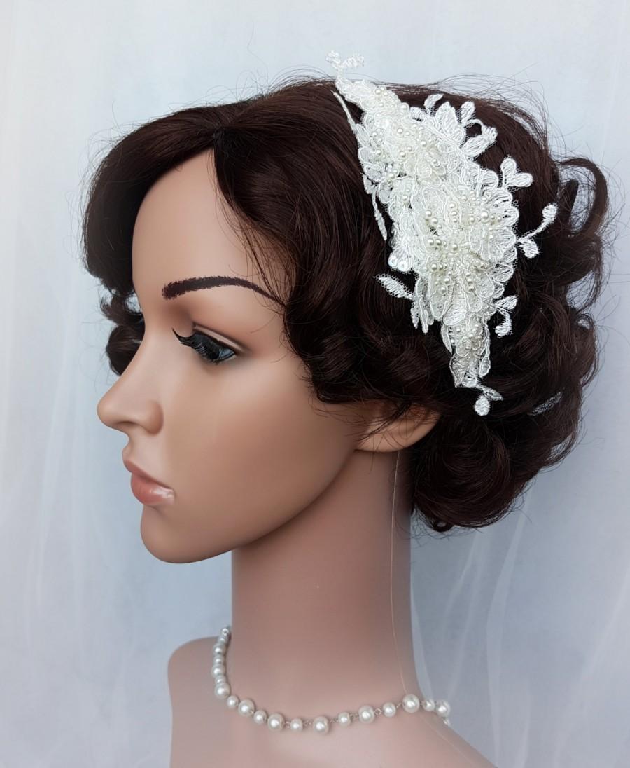 Mariage - Lace headpiece, lace hair comb, bridal headpiece, pearls headpiece, ivory lace comb, wedding headpiece, wedding hair comb, lace hair piece