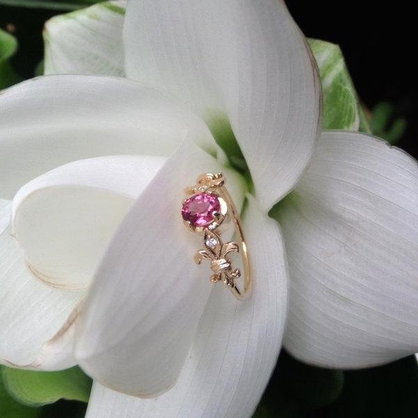 زفاف - Fleur, Pink Spinel Ring in 18k Yellow Gold with Diamonds, Handforged Right Hand Ring/Alternative Engagement Ring, Ready to Ship