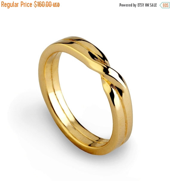 Свадьба - HOLIDAYS SALE - LOVE Knot Ring, Gold Wedding Band, Unique Mens Wedding Band, Womens Wedding Band, His and Hers Wedding Ring Gold
