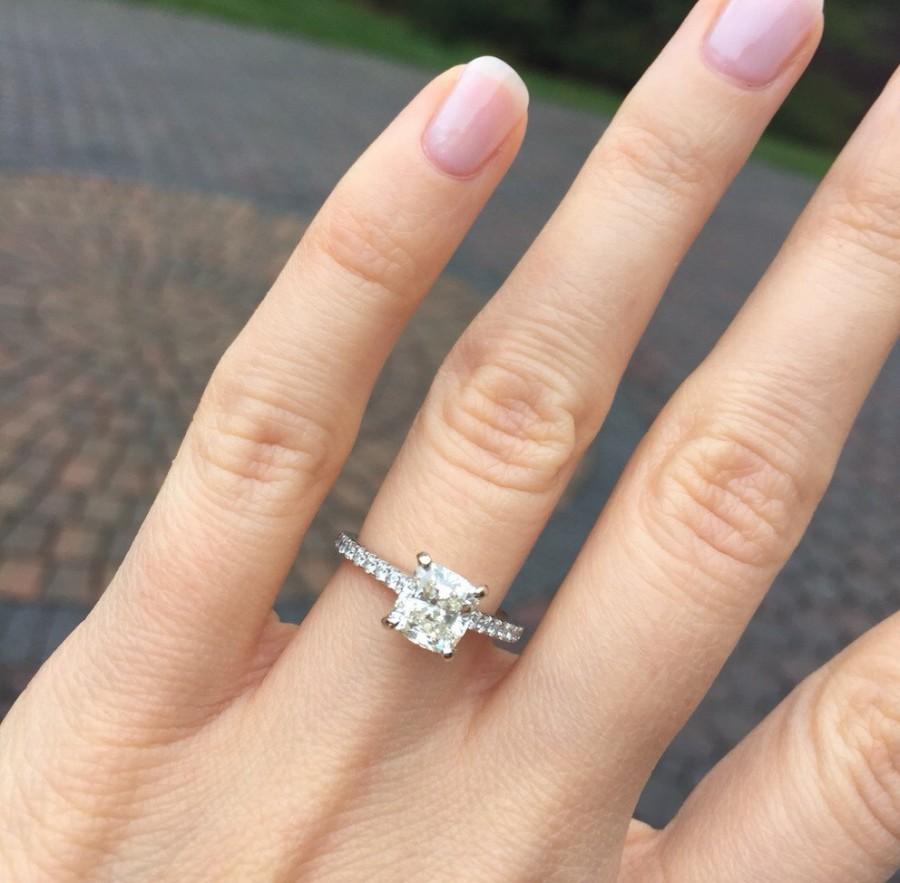 زفاف - Layaway for CS. Do not buy.1.76 carat Engagement Ring H color VS clarity. Cushion Cut.