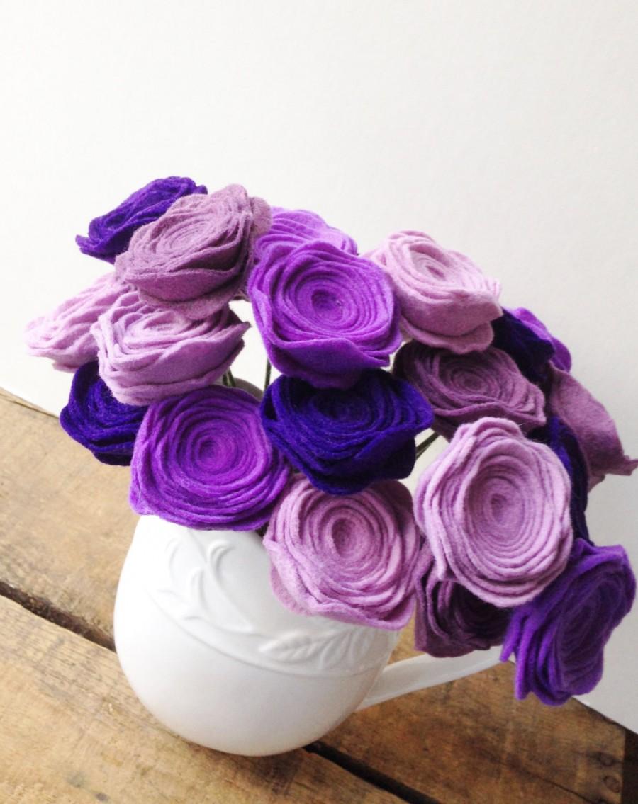 Свадьба - Purple Felt Roses - Felt Flower Wedding Bouquet - Flower Arrangement - Centerpiece - Toss Bouquet - Radiant Orchid