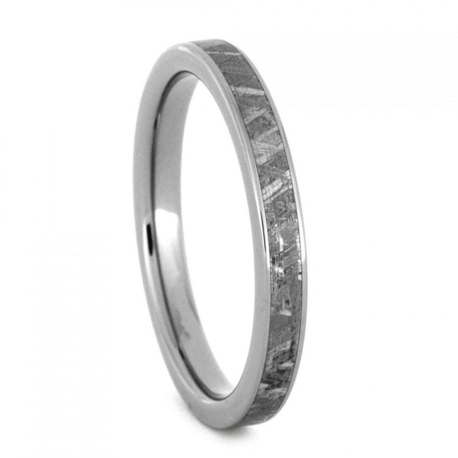 Hochzeit - Women's Meteorite Wedding Band, Titanium Wedding Ring, Meteorite Wedding Ring For Women, Signature Style