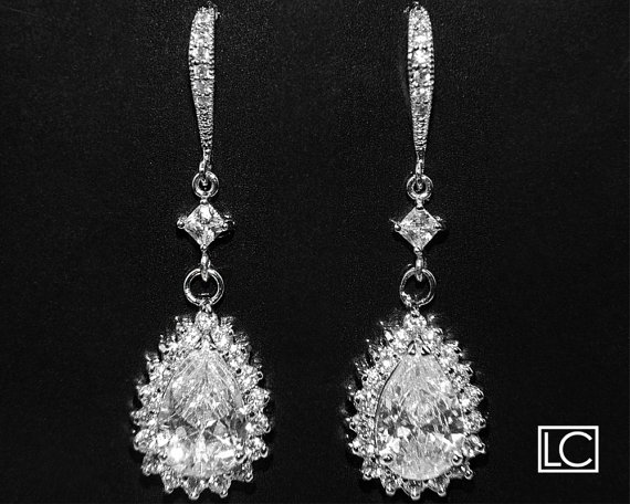 Mariage - Cubic Zirconia Bridal Earrings Chandelier Crystal Wedding Earrings Luxury CZ Wedding Earrings Sparkly Dangle Crystal Earrings Bridal Jewelry