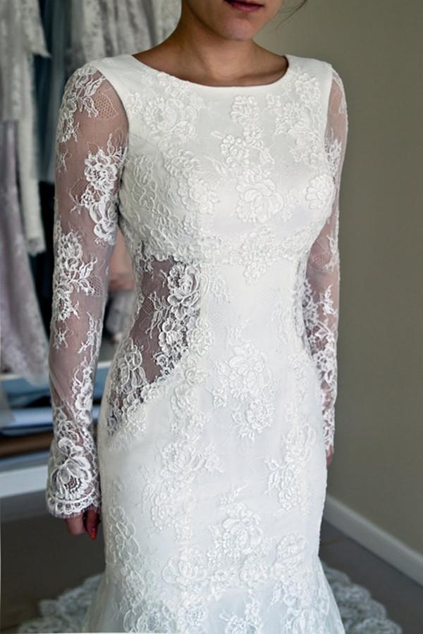 Mariage - Charming Scoop Open Back Sheath Lace Mermaid Wedding Dress with Long Sleeves