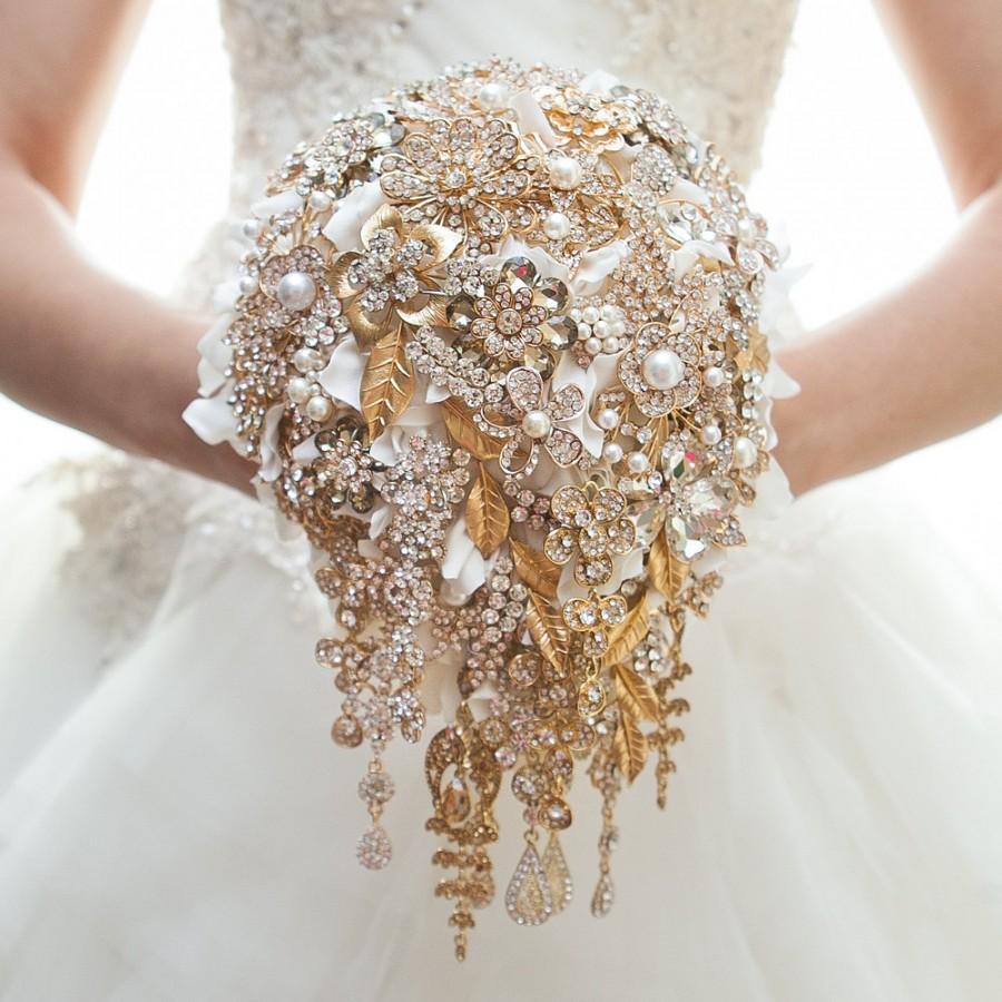 Hochzeit - Gold Brooch Bouquet Wedding Bouquet Bridal Bouquet Bridesmaids Bouquet Wedding Decor Brooch Decor Brooch Accessories White and Gold Bouquet