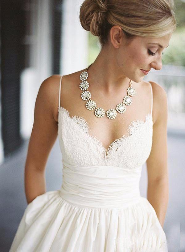 Hochzeit - Lace Wedding Dress