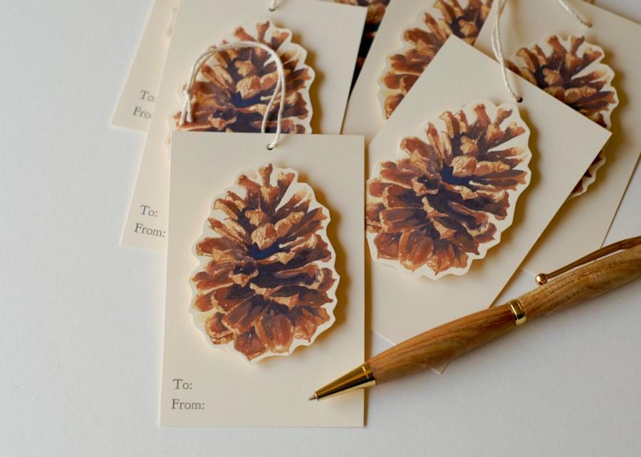 Свадьба - Pine Cone Tags for Gift wrapping and Favors  - Winter - Christmas - Holiday