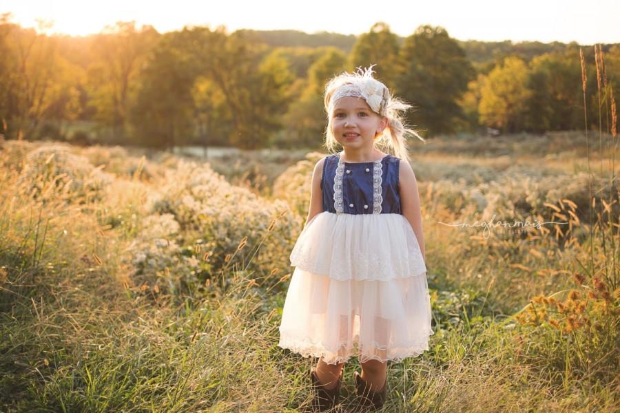 Mariage - Rustic Flower Girl Dress, Country Flower Girl Dress, Lace Flower Girl Dress, Denim Flower Girls Dress, Flower Girl Dress, Shabby Chic Girls