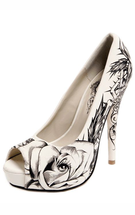 زفاف - Drool Over These Tattoo-Inspired Shoes For The Ladies! 