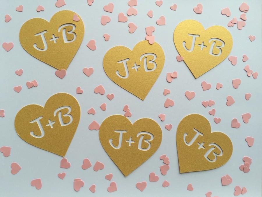 Mariage - Custom Wedding Confetti Hearts with Bride and Groom Initials. Table Decoration, Bridal Showers, Bachelorette Party, Anniversary, Proposal