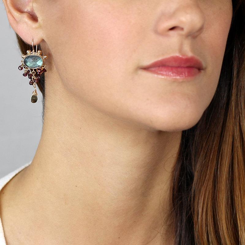 زفاف - Large Statement Earrings, Labradorite Garnet Waterfall Earrings, Women's Gift, Wedding Earrings, Chandelier Earrings, Statement Earrings