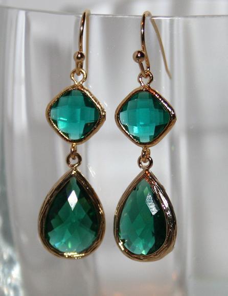 Hochzeit - Emerald Wedding Gold Teardrop Earrings, Emerald Green faceted glass Teardrop bezel set Earrings, Bridal Jewelry - May Birthstone