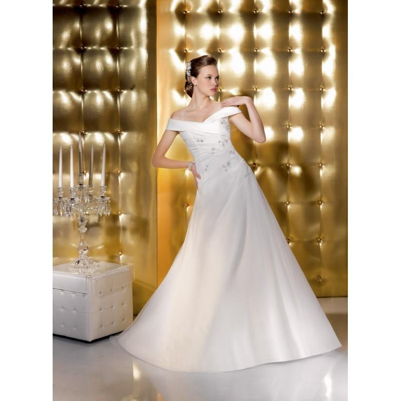 Wedding - Just for you, 135-30 - Superbes robes de mariée pas cher 