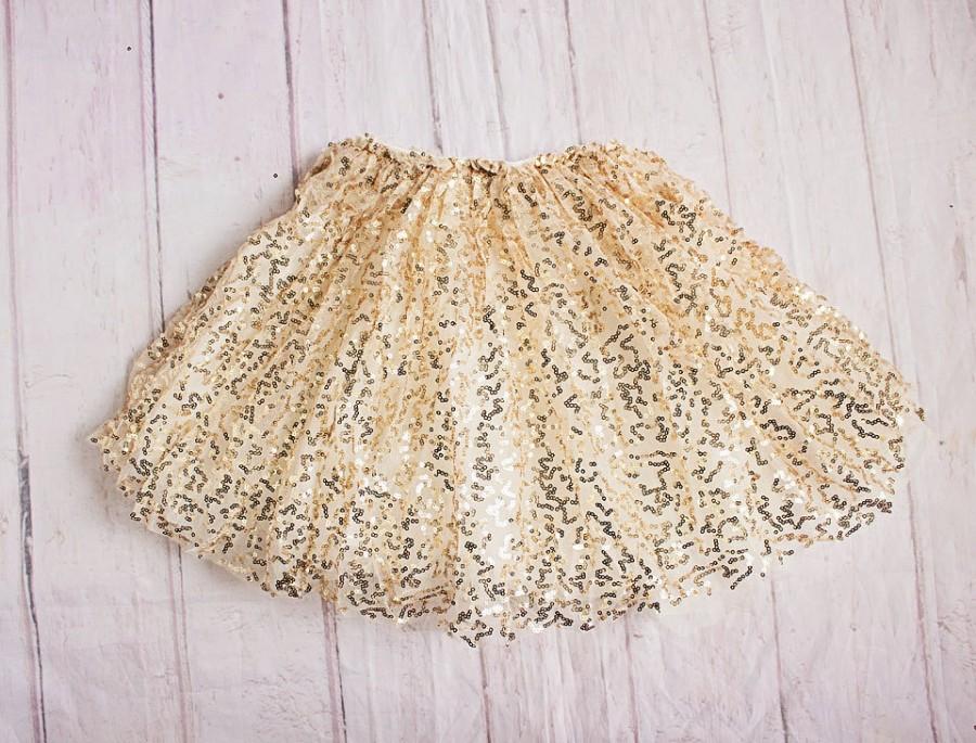 Mariage - Girls Skirt...Flower Girl Rehearsal Outfit / Gold Sequins Skirt....Gold Petti Skirt...Girls Clothing..Baby Girl Outfit