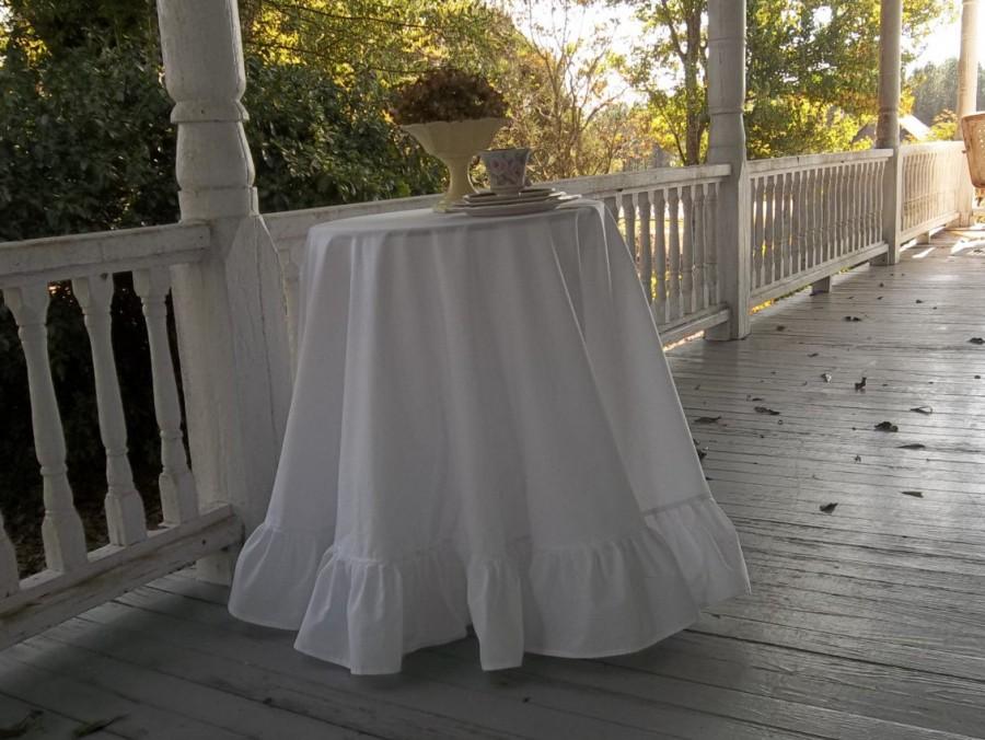Свадьба - Ruffled Floor Length Tablecloth CUSTOM Ruffled Tablecloth Linen Tablecloth Handmade Wedding Decorations Table Decor French Country Cottage