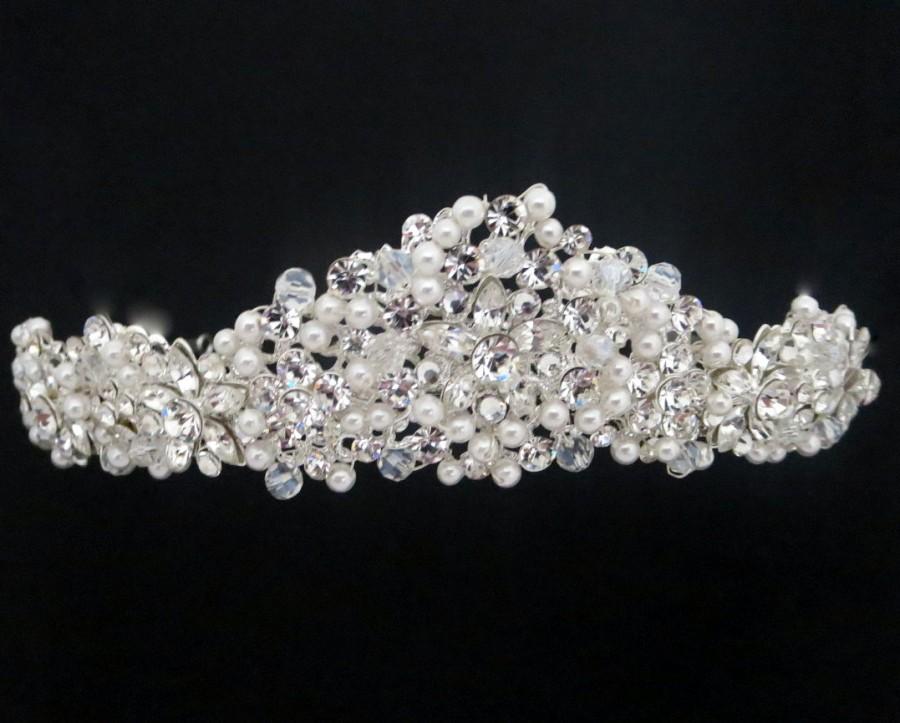 Hochzeit - Bridal Tiara, Pearl and Crystal Tiara, Swarovski crystal Tiara, Wedding headband, Wedding headpiece, Wedding tiara, Rhinestone tiara