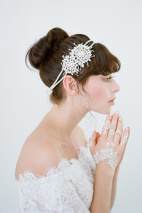 Hochzeit - Wedding Headpiece, Wedding Hair Piece, Bridal Headpiece, Crystal Headband, Jewelled Wedding Hairpiece,Silver Halo- Halo-LEDA HALO
