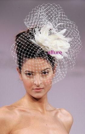 Mariage - BIRDCAGE VEIL. Ivory feather flower. Bridal veil. Wedding fascinator, feathers headpiece.