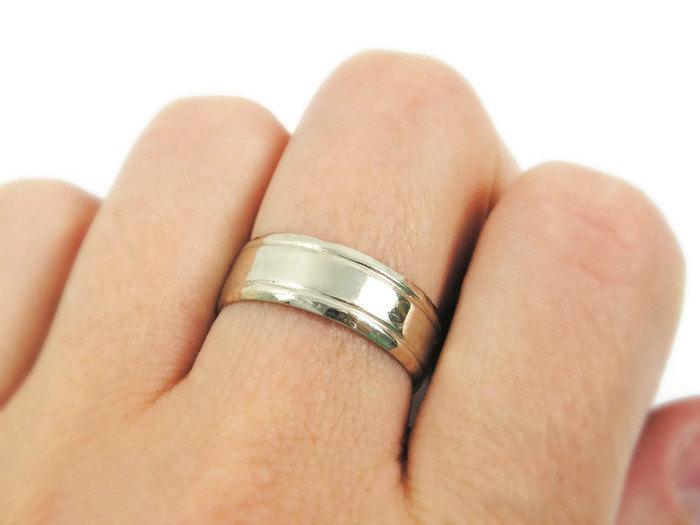 Hochzeit - 14K White wedding ring. Men wedding band. Unisex wedding ring. unique design white gold band. wedding band, wedding ring (gr-9325-665).