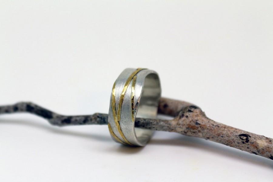 زفاف - Gold Lines Silver and 22k gold wedding band, unique wedding ring for men or women