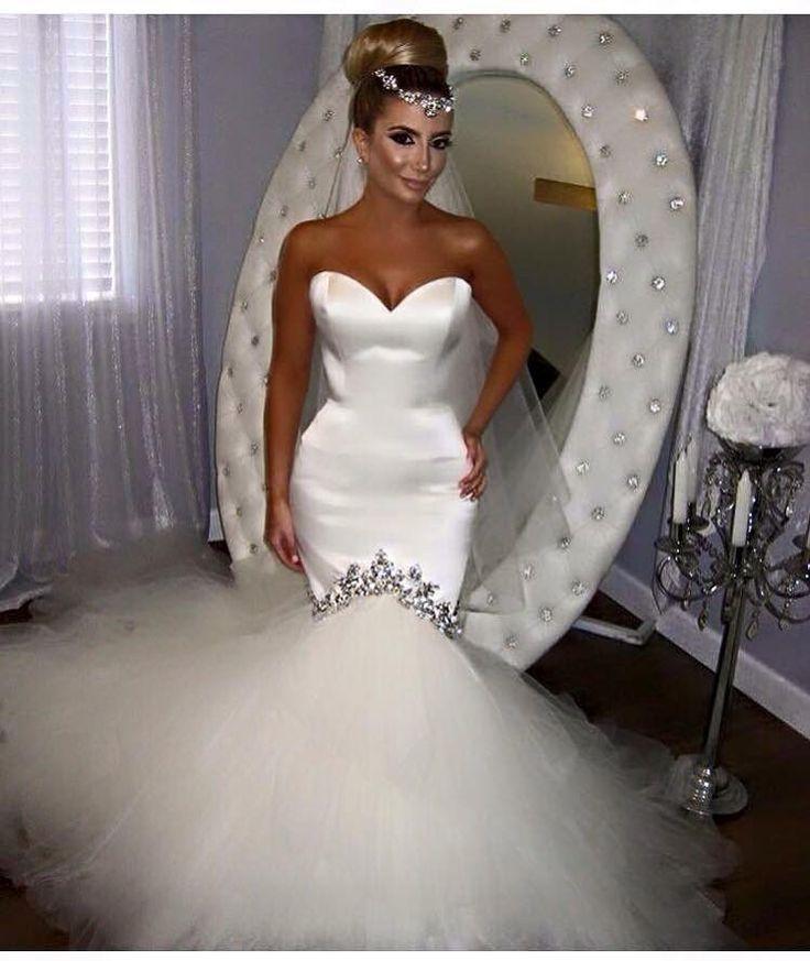 Свадьба - Crystal Beaded Sweetheart Tulle Satin White Mermaid Trumpet Wedding Dress