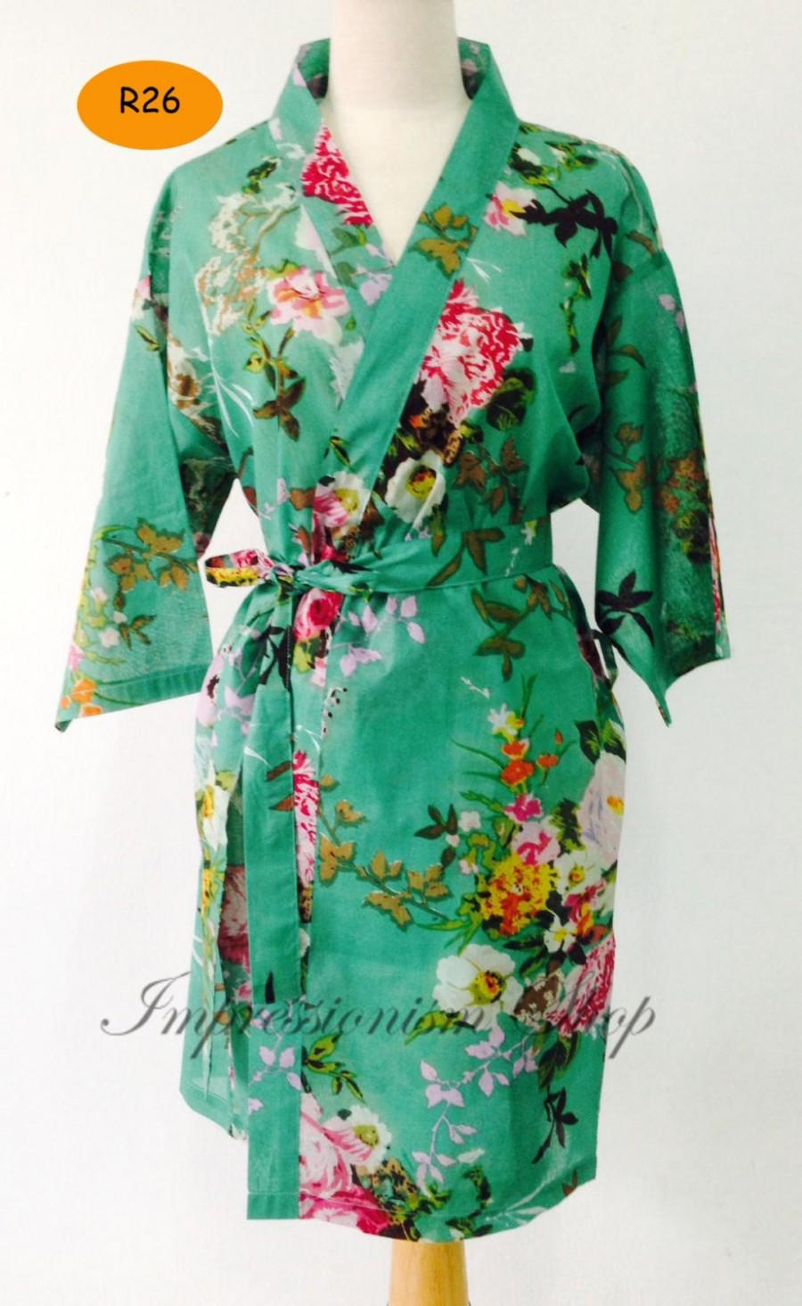 Mariage - Natural green Bridesmaid robes, Bride Kimono Robes, Bridesmaids Floral Robe and Blooms Pretty Getting Ready Pictures Bridesmaids Gift Idea