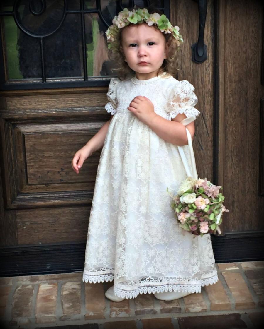 زفاف - LOLA. (1T to 6Y+).Toddler.Girl.Ivory lace fabric,Guipur.Custom your OWN outfit.Flower dress.Christening Gown.Wedding.Heirloom.Communion.